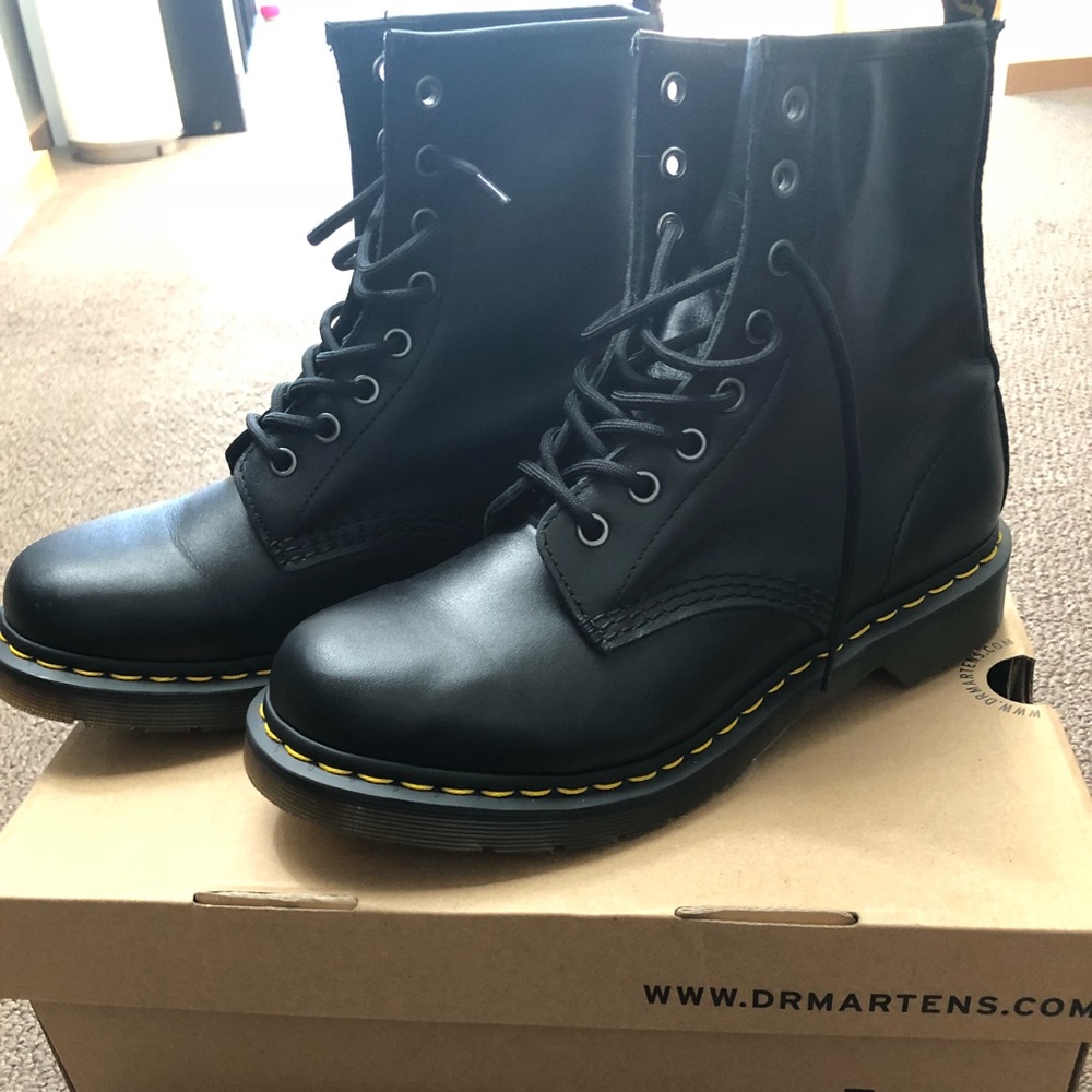 Dr. Marten 1460 Nappa Boots